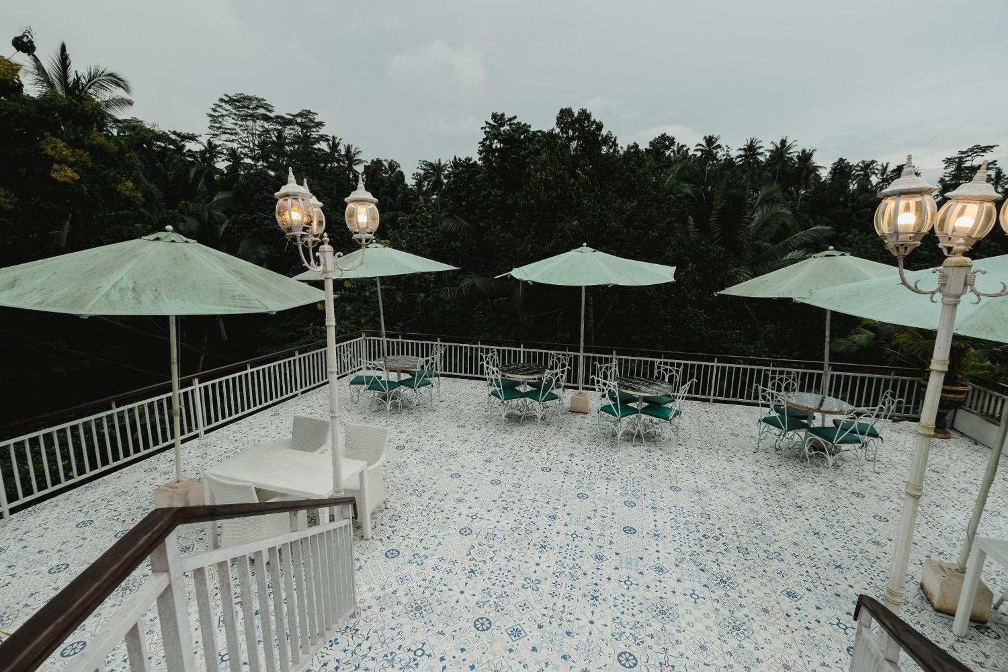Acomodação com café da manhã  Royal Maharani Payogan *